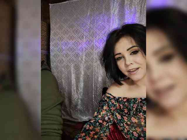 AnnaidRotkivv Live Webcam on BongaCams