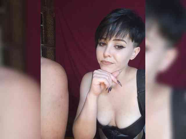 naked webcam AnnaidRotkivv