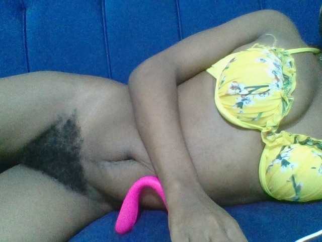 Minlavine's BongaCams show and profile