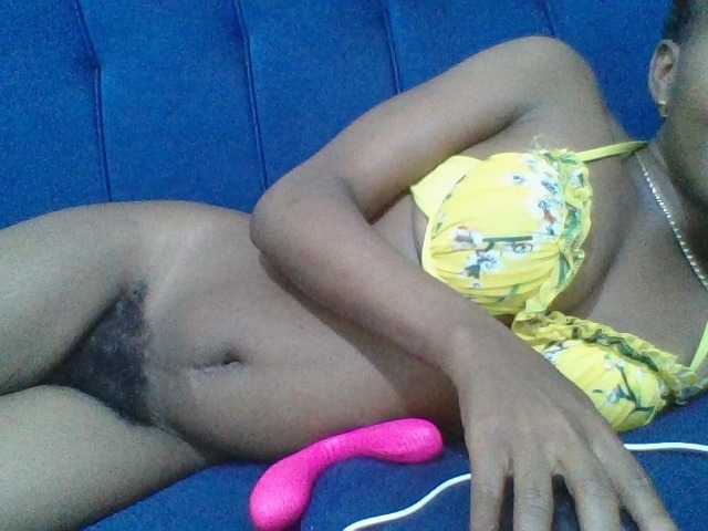 Minlavine's BongaCams show and profile