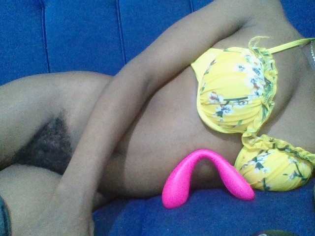 Minlavine's BongaCams show and profile