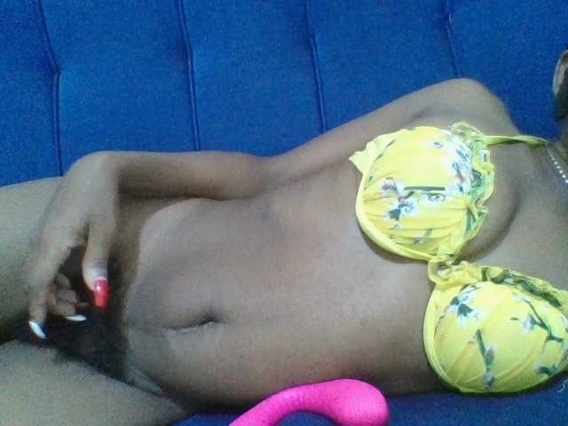 Minlavine's BongaCams show and profile