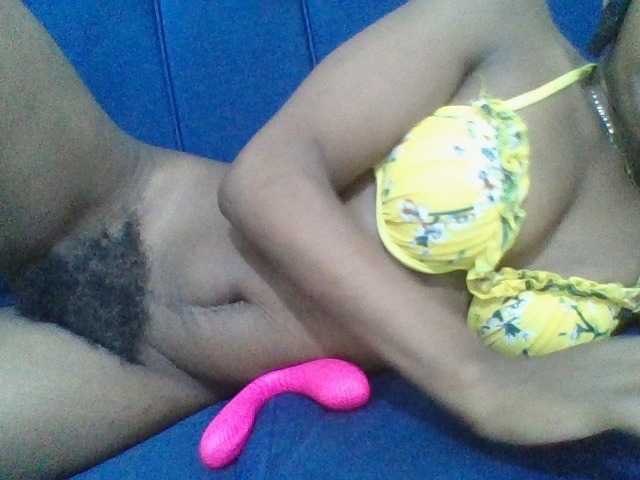 Minlavine's BongaCams show and profile