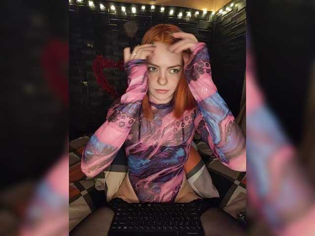 AliceRabbit's BongaCams show and profile