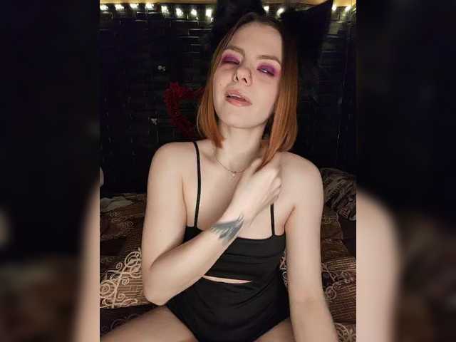AliceRabbit's BongaCams show and profile