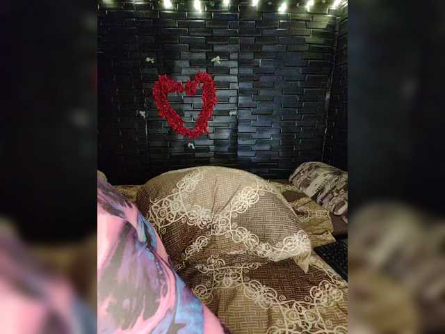 AliceRabbit's BongaCams show and profile