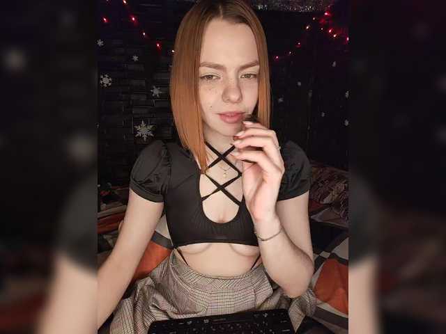 AliceRabbit's BongaCams show and profile