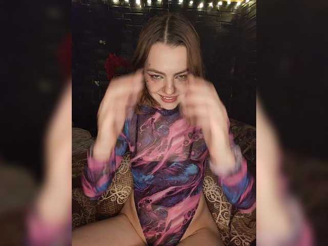 AliceRabbit's BongaCams show and profile