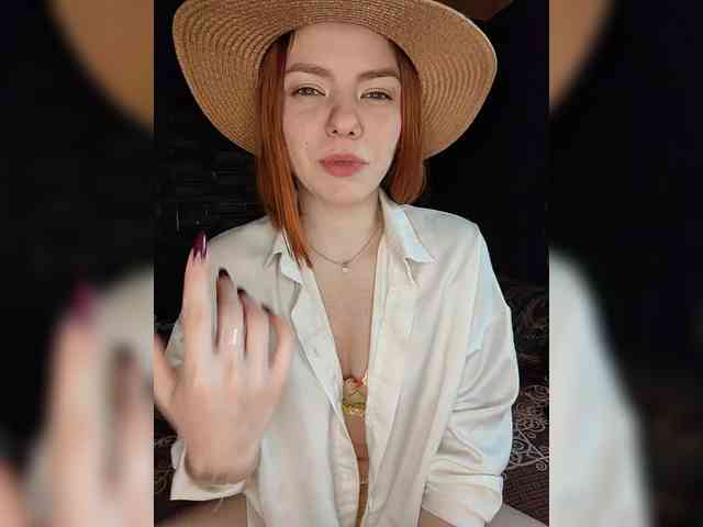 AliceRabbit Live Webcam on BongaCams