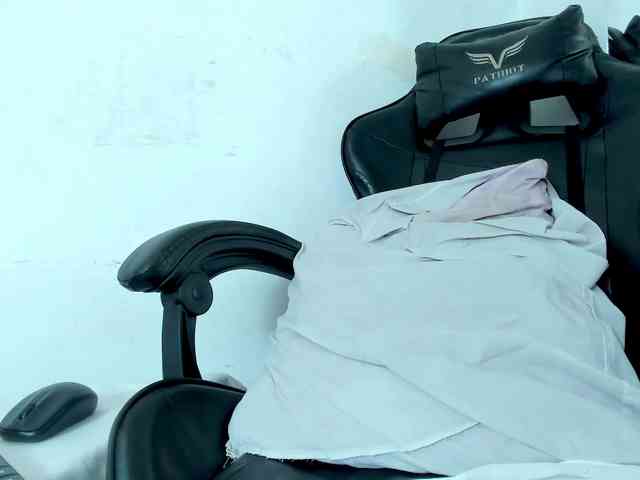 petiteamor webcam