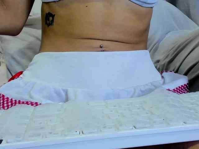 petiteamor webcam