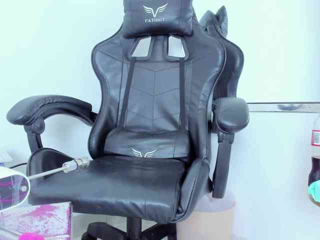 petiteamor webcam