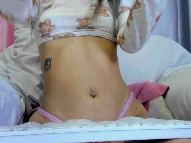 petiteamor webcam