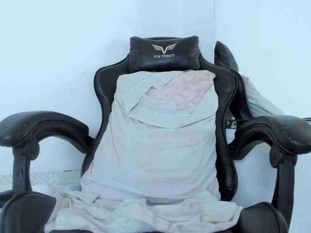 petiteamor webcam