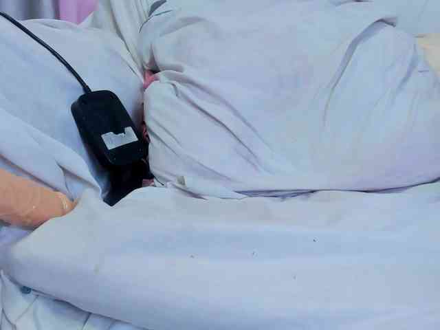 petiteamor webcam
