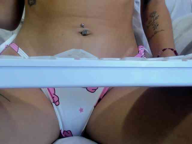 petiteamor webcam