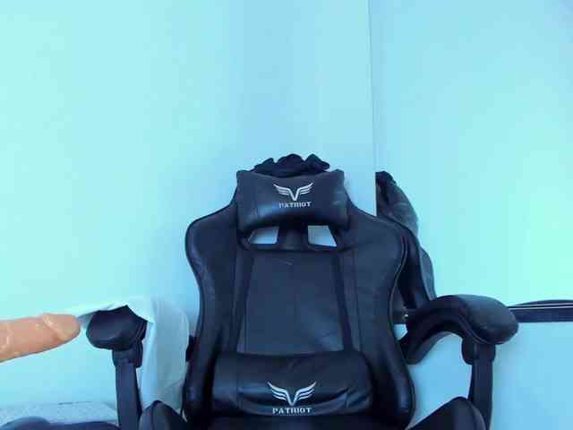 petiteamor webcam