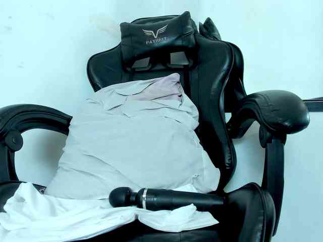 petiteamor webcam