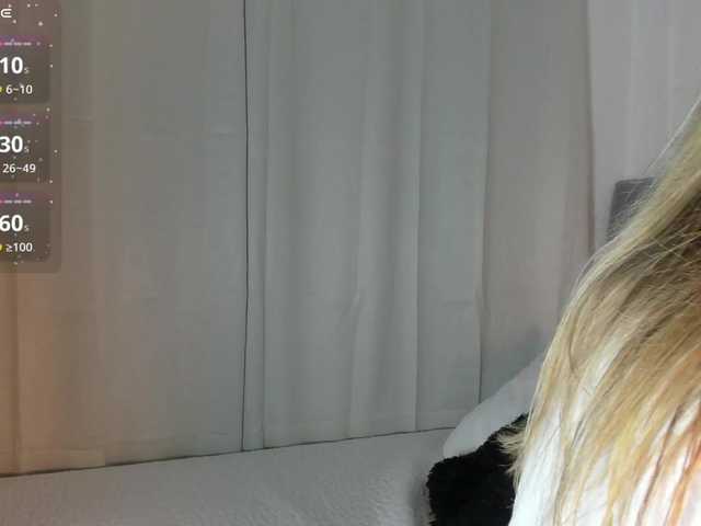 RosseeDaw's BongaCams show and profile