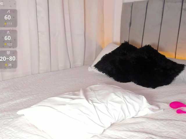 RosseeDaw's BongaCams show and profile