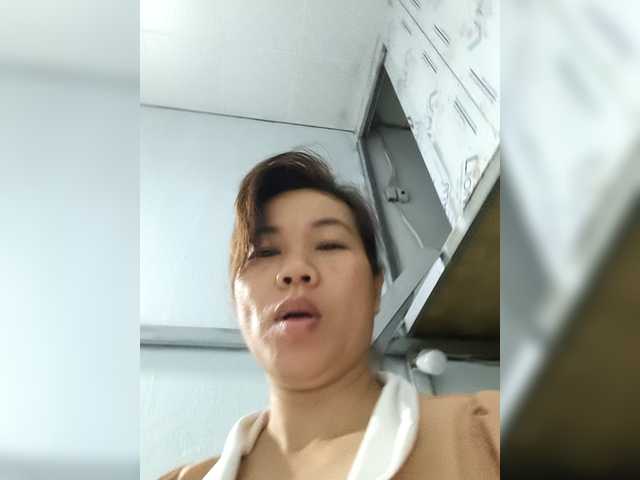 Hill6969's BongaCams show and profile