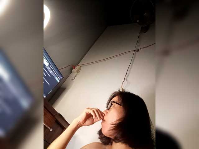 Hill6969's BongaCams show and profile