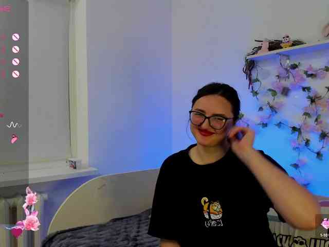 MiraSevan999 webcam