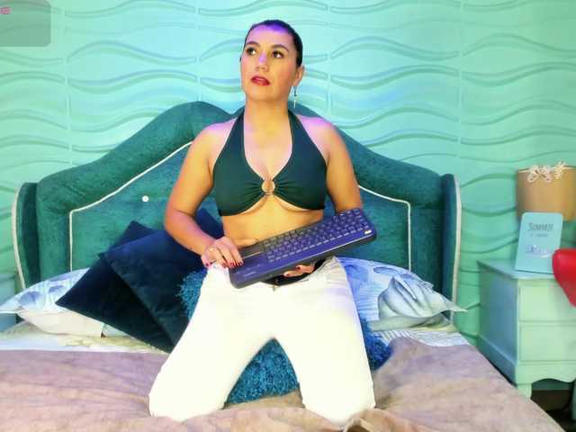 SusanSlim's BongaCams show and profile