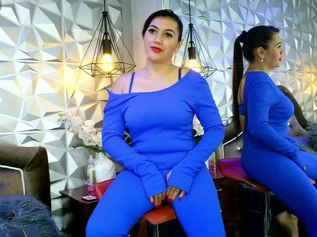 SusanSlim's BongaCams show and profile