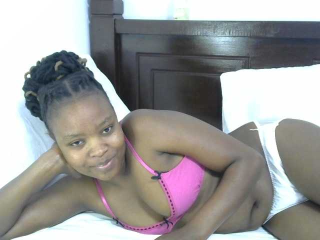 queen-ebony2's BongaCams show and profile