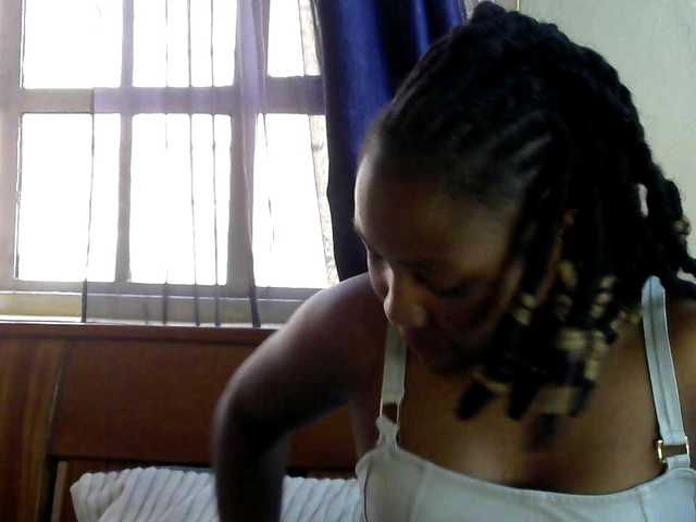 queen-ebony2
