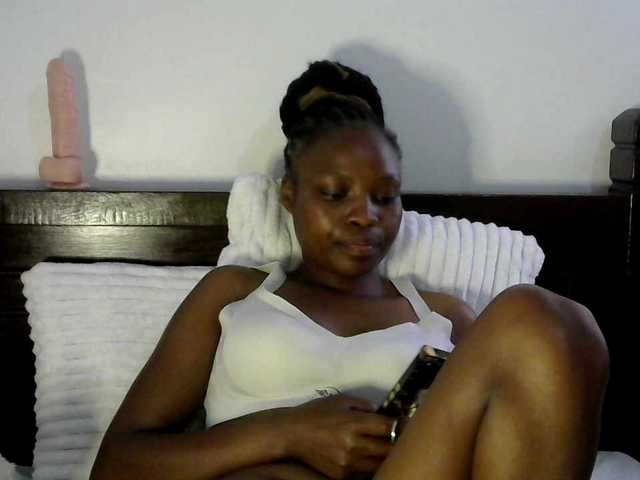 queen-ebony2's BongaCams show and profile