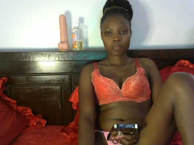 queen-ebony2's BongaCams show and profile