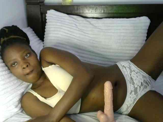 queen-ebony2 queen-ebony2