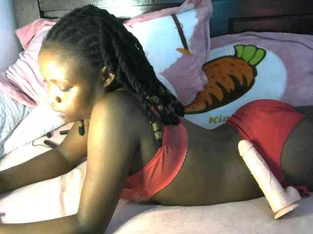 queen-ebony2 webcam