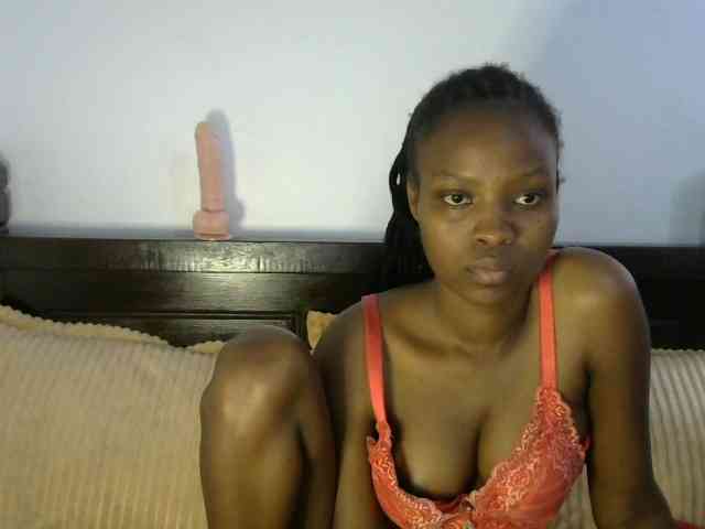 queen-ebony2 queen-ebony2