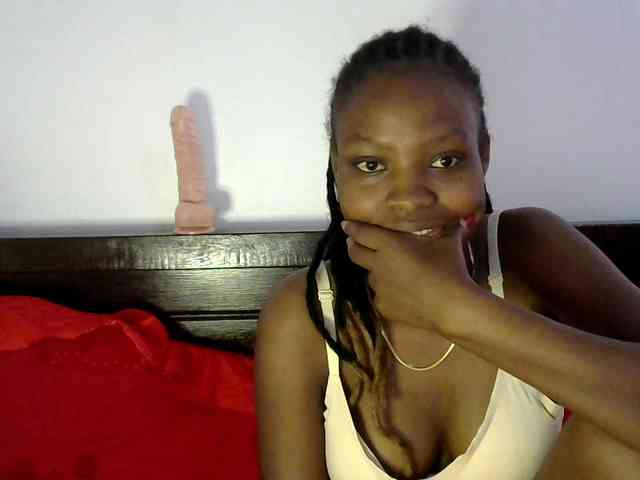 queen-ebony2 webcam