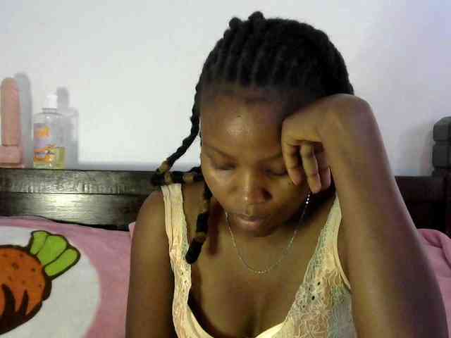 queen-ebony2 queen-ebony2