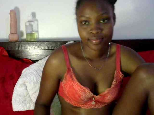 queen-ebony2 webcam
