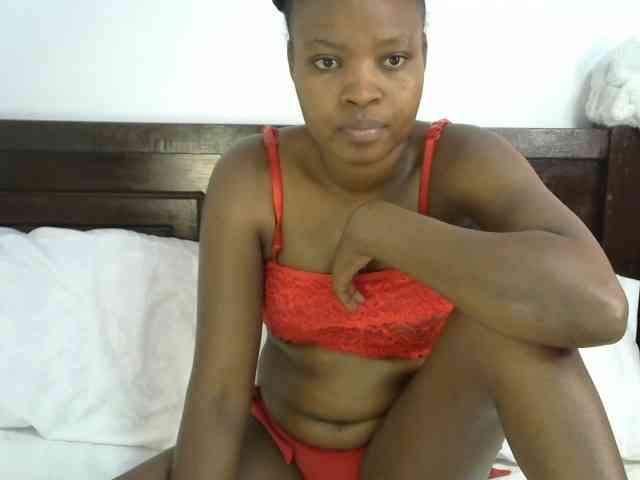 queen-ebony2 webcam