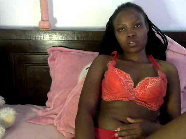 queen-ebony2 webcam