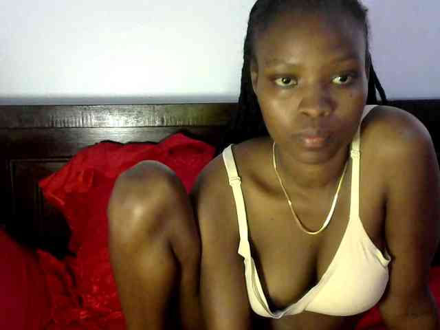 queen-ebony2 webcam