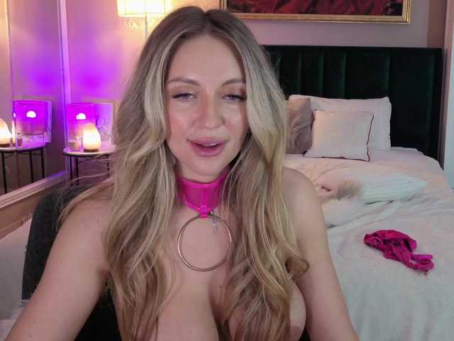 Joanneshyshy's BongaCams show and profile