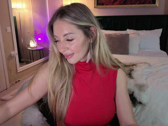 Joanneshyshy's BongaCams show and profile