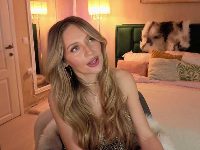 Sex chat gratuit in direct cu Joanneshyshy pe BongaCams