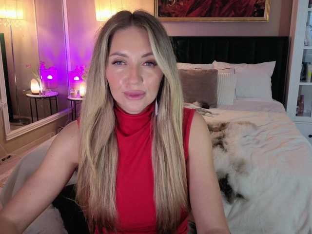 Joanneshyshy's BongaCams show and profile