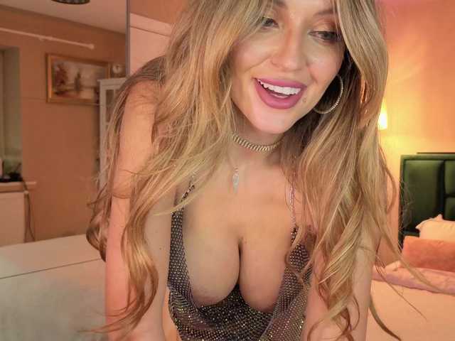 Sex chat gratuit in direct cu Joanneshyshy pe BongaCams