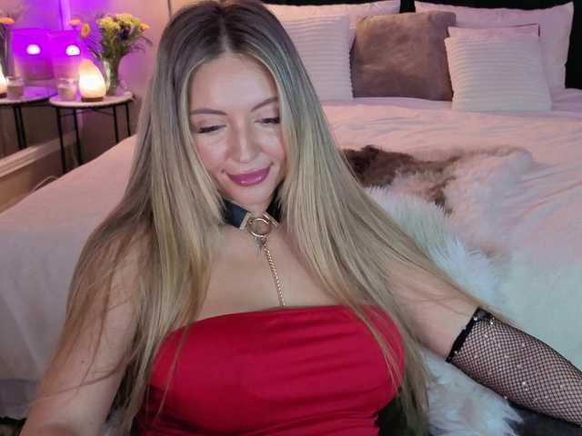 Joanneshyshy's BongaCams show and profile