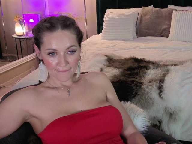 Joanneshyshy's BongaCams show and profile