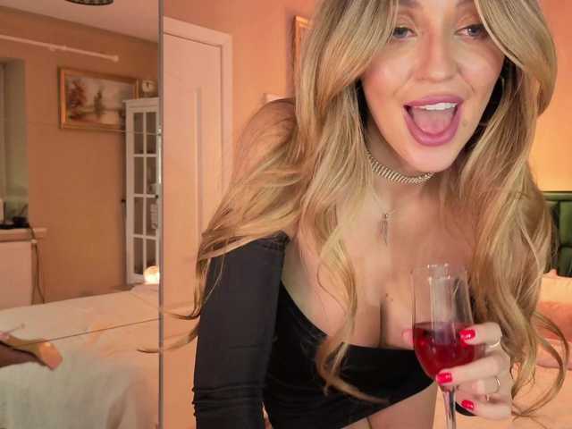 Sex chat gratuit in direct cu Joanneshyshy pe BongaCams